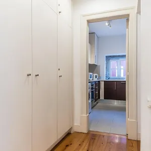 https://lx-77-apartment-lisbon.hotels-lisbon-portugal.com